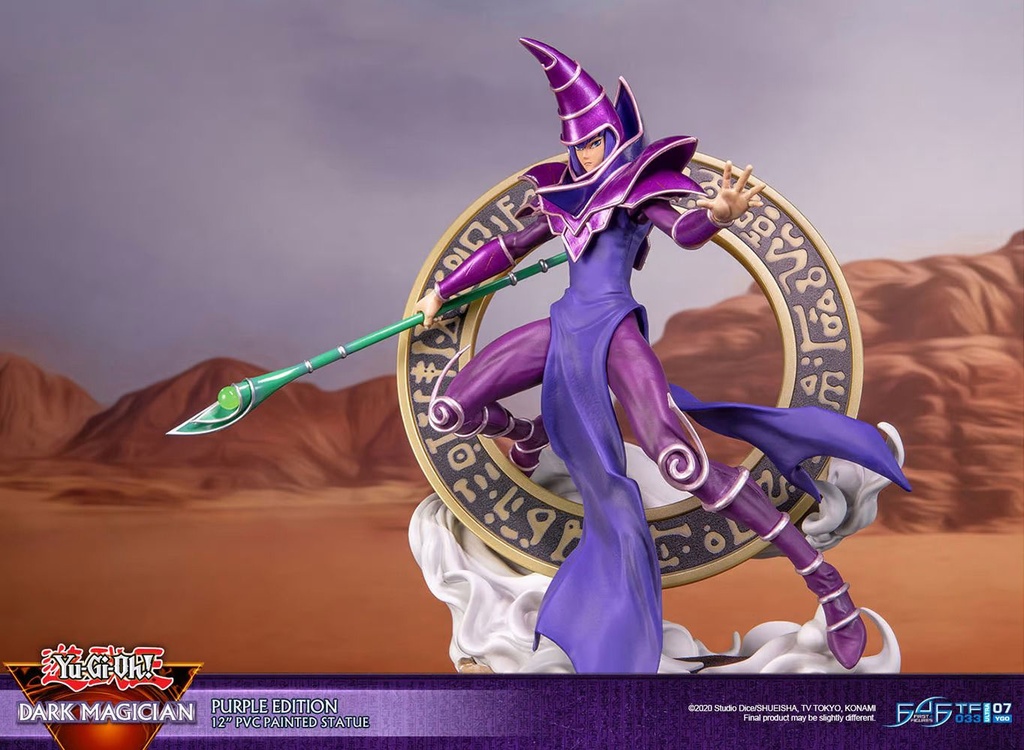 First 4 Figures: Dark Magician Purple Standard / PVC Statue